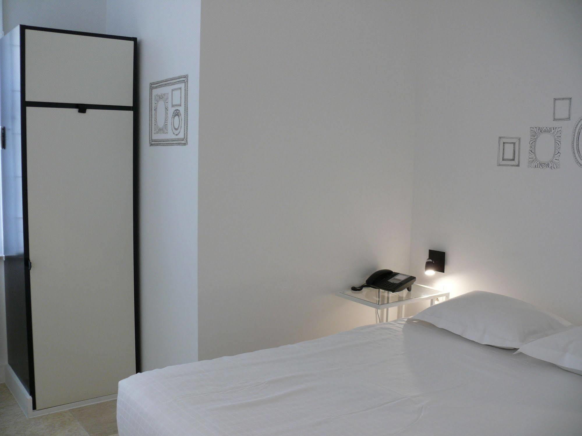 Hotel Lambeau Etterbeek Luaran gambar