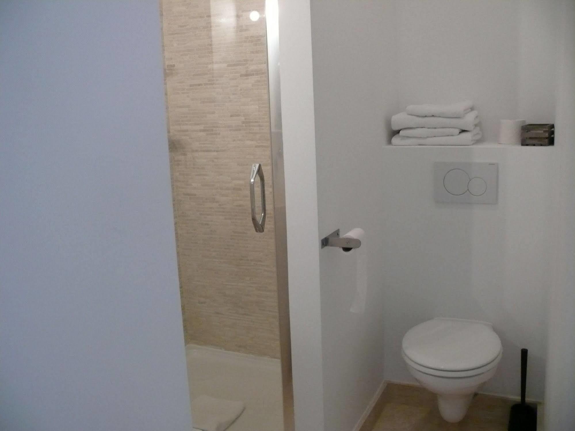 Hotel Lambeau Etterbeek Luaran gambar