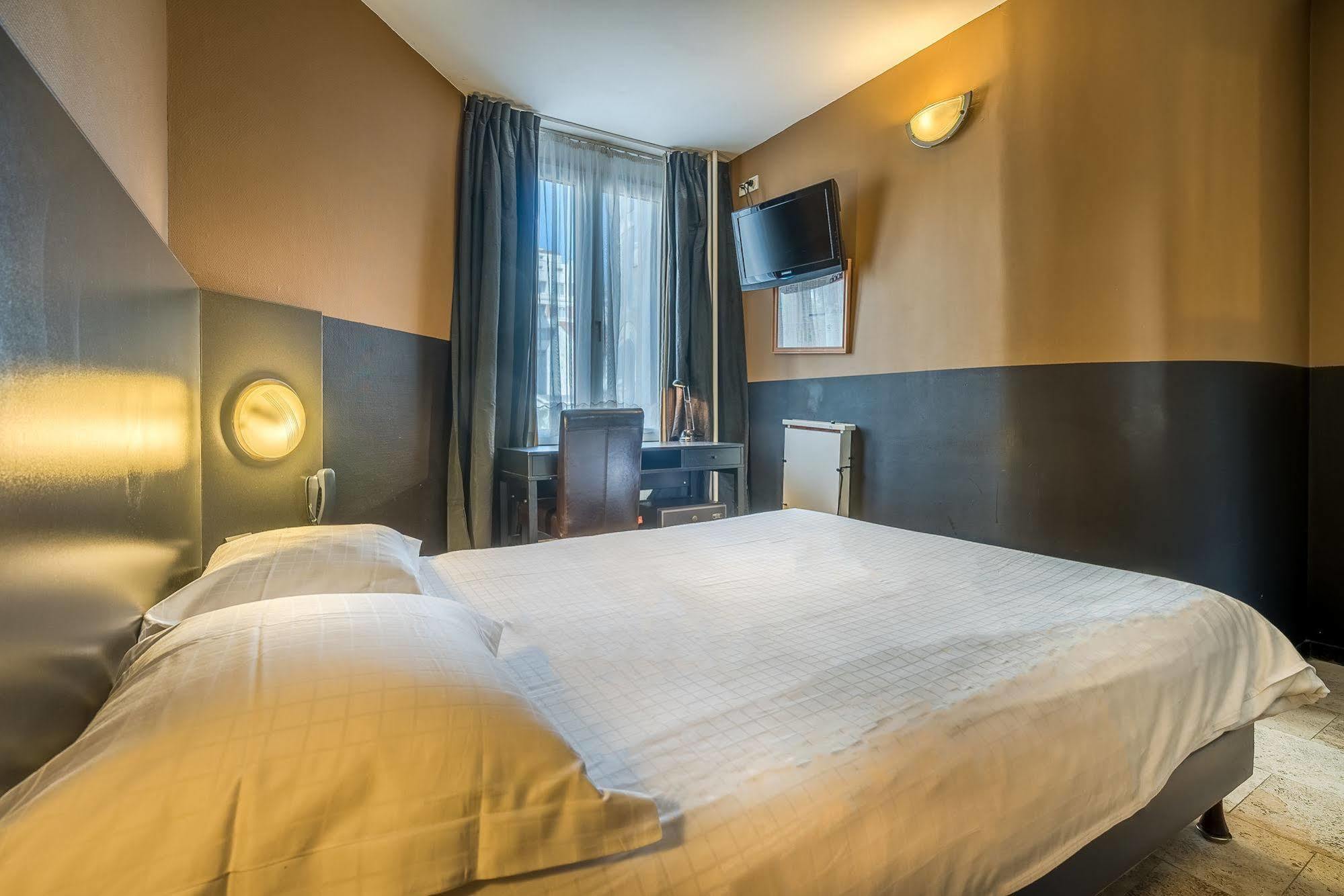 Hotel Lambeau Etterbeek Luaran gambar